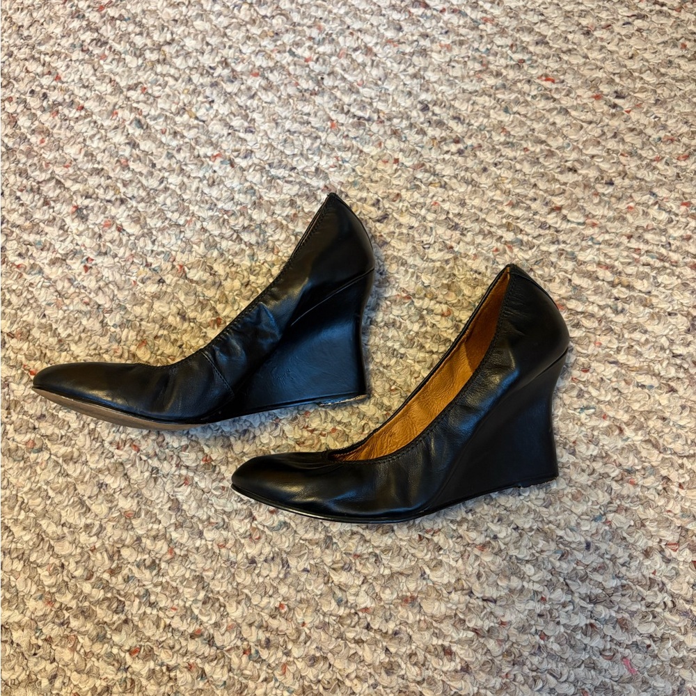 Aldo Black Leather Wedge Shoes - Picture 4 of 5